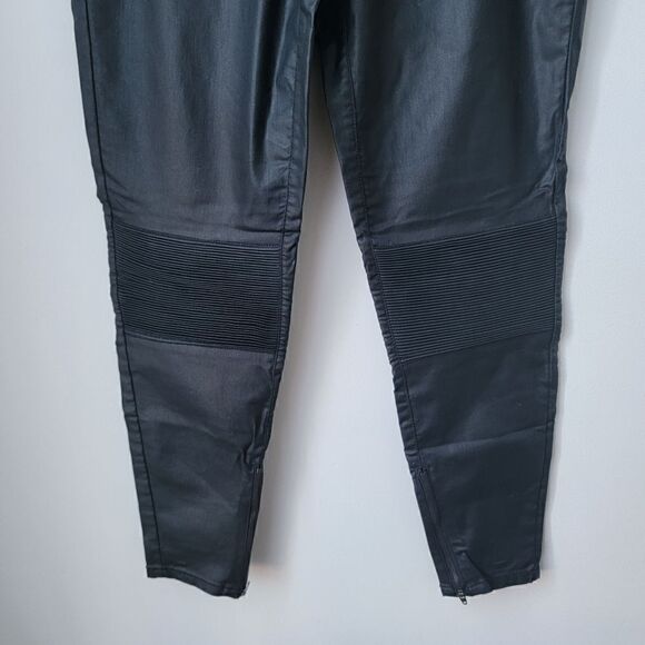 MOSSIMO Black Coated Denim Moto Mid Rise Jeggings Size 10 - Picture 6 of 8